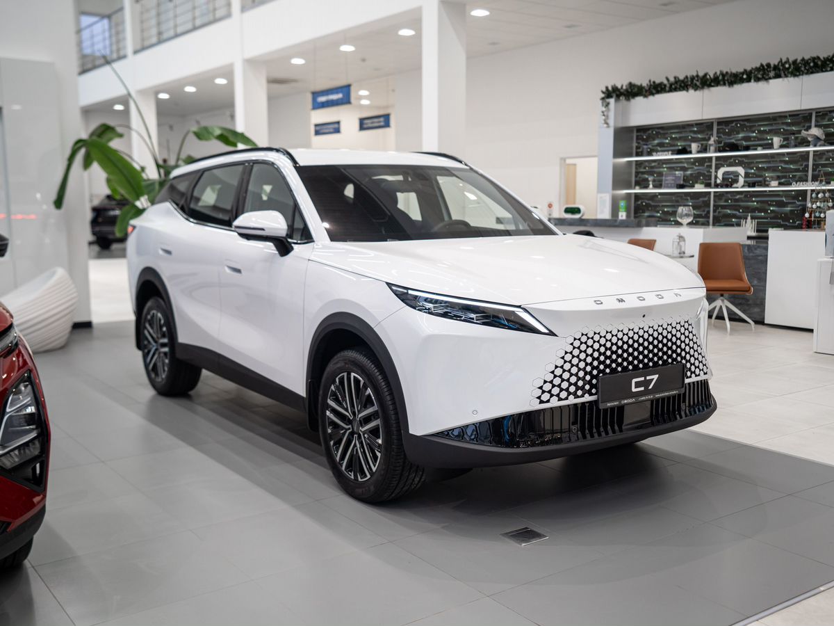 Omoda C7