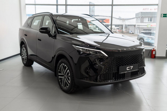 Omoda C7