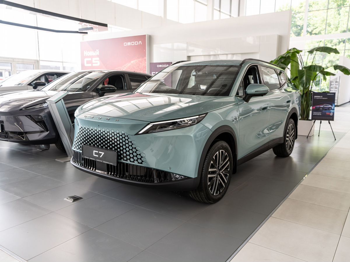 Omoda C7