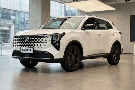 Changan UNI-S (CS55 Plus)