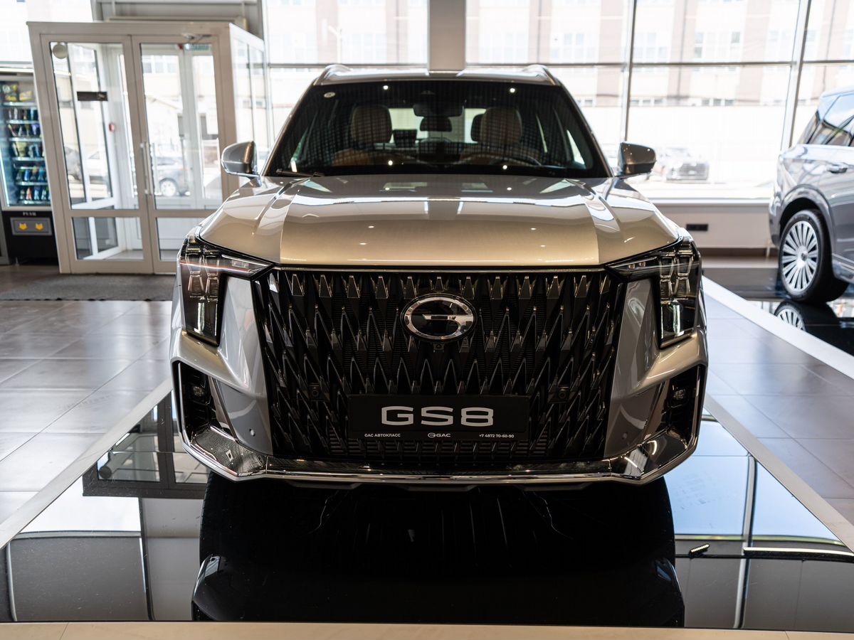 GAC GS8