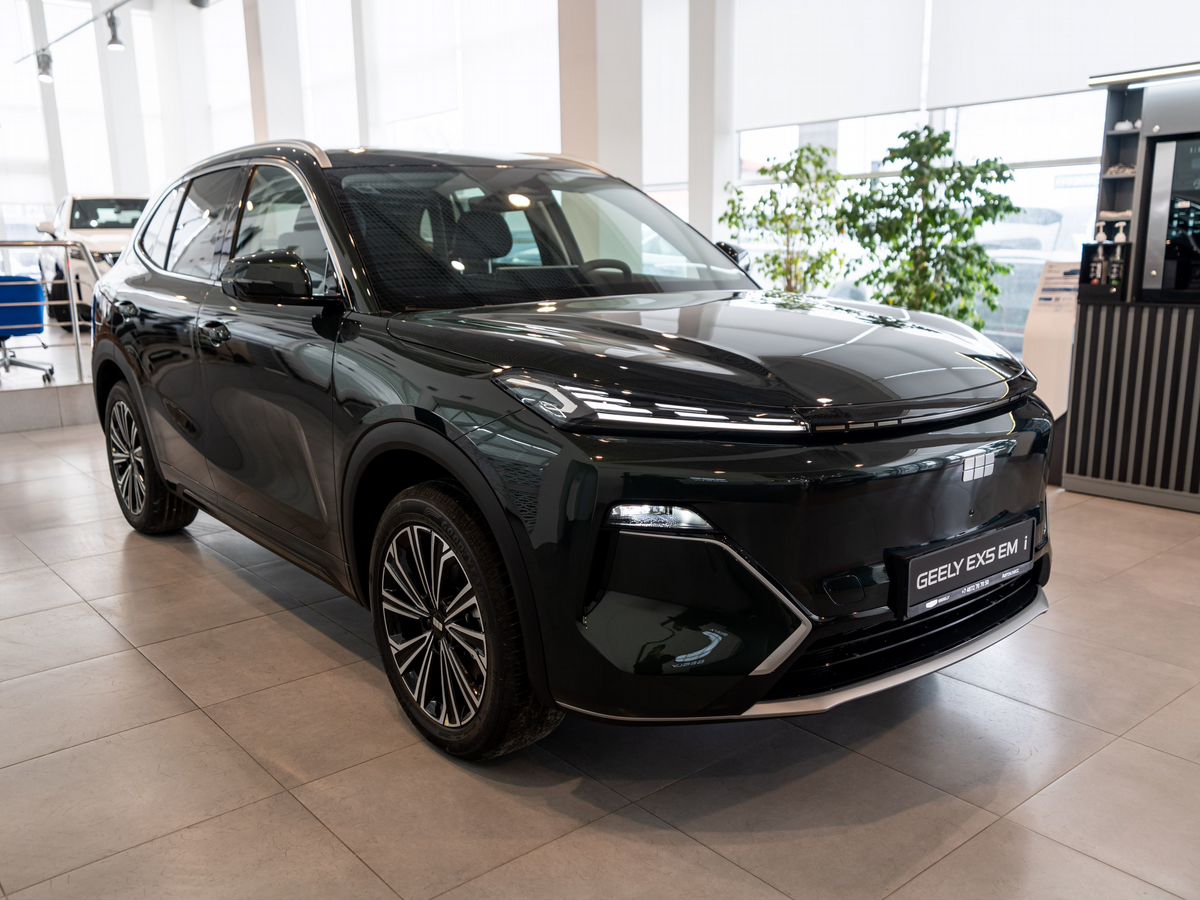 Geely EX5 Гибрид