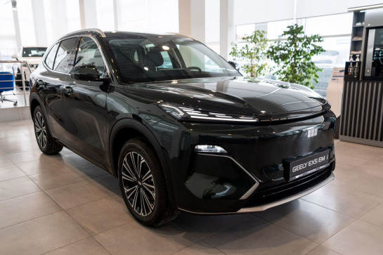 Geely EX5 Гибрид